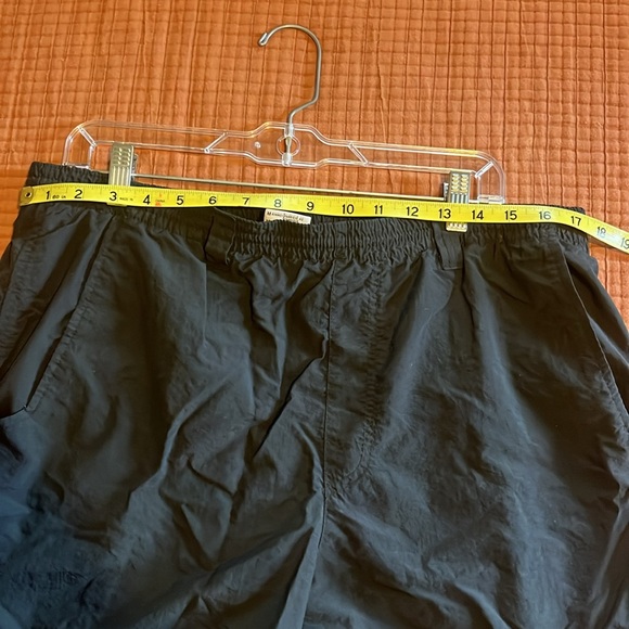 Columbia PFG Men’s Black Swimsuit, Medium - Picture 5 of 6